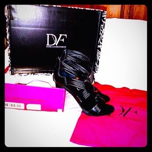 Diane von Furstenberg ILIAS Stappy Heel